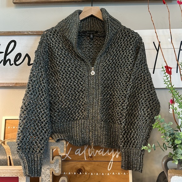 🌟White House Black Market Open Stitch Zip-Up Metallic Cardigan - Picture 5 of 13